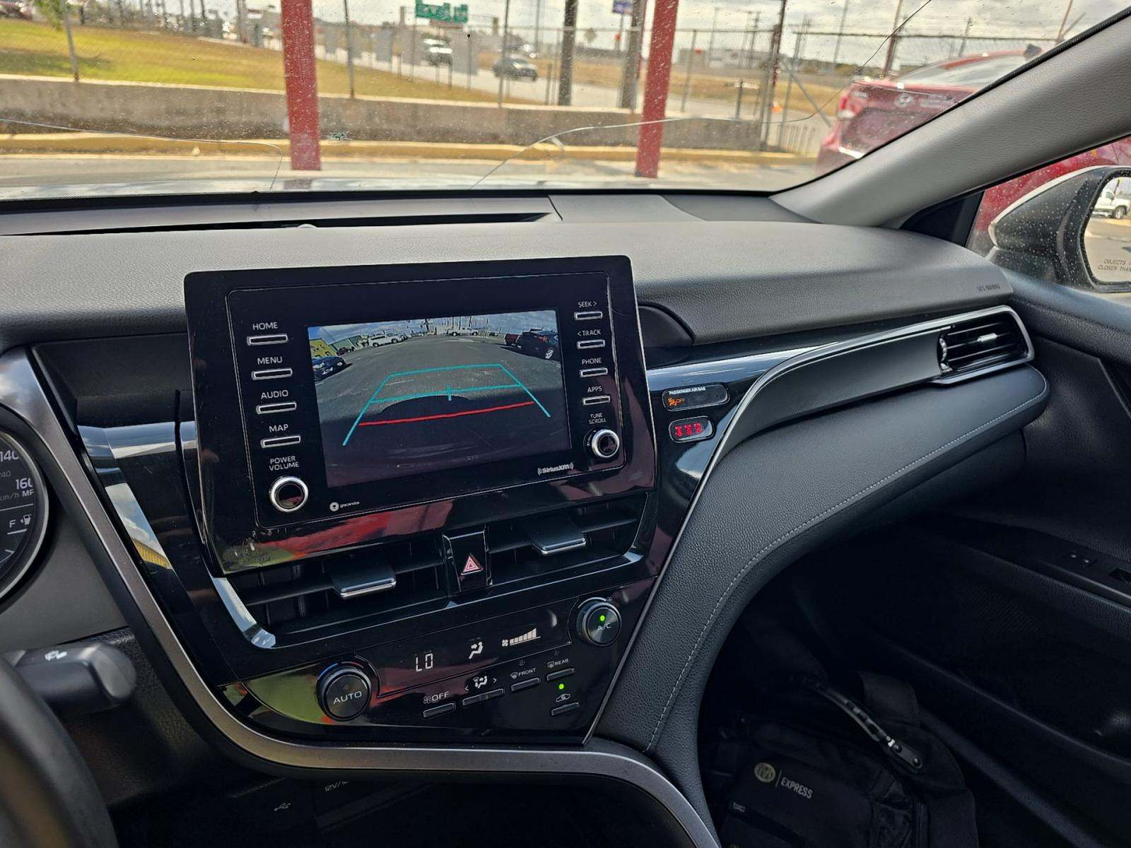 2021 Toyota Camry SE FWD