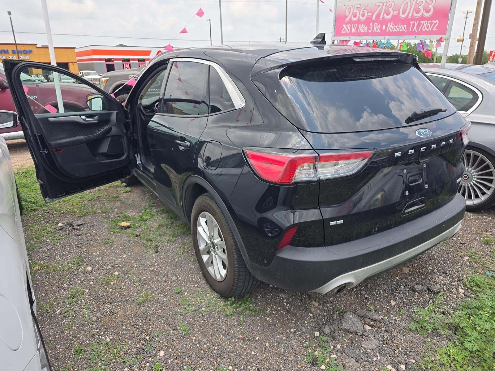 FORD ESCAPE - 2