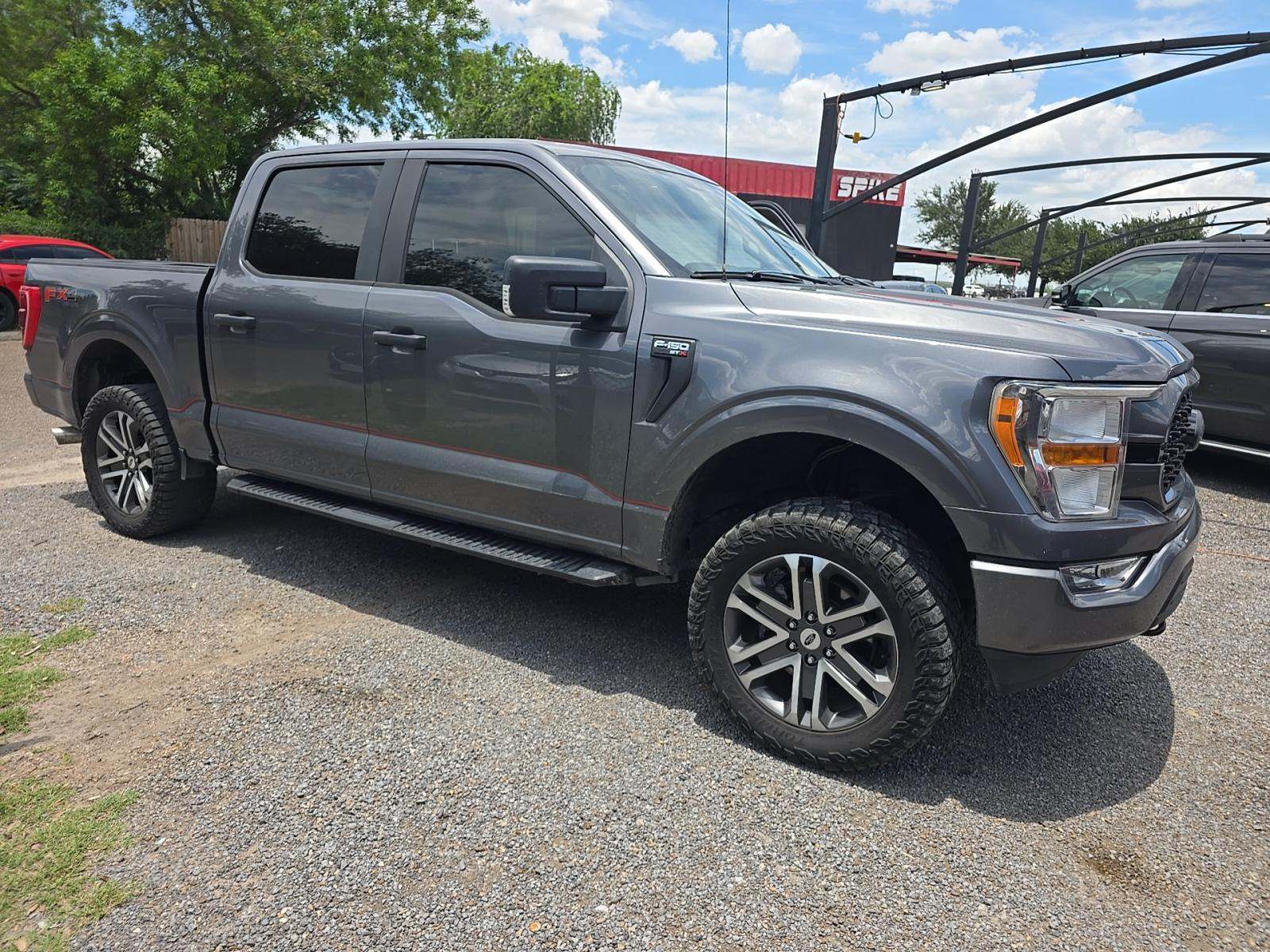 FORD F-150 - 4