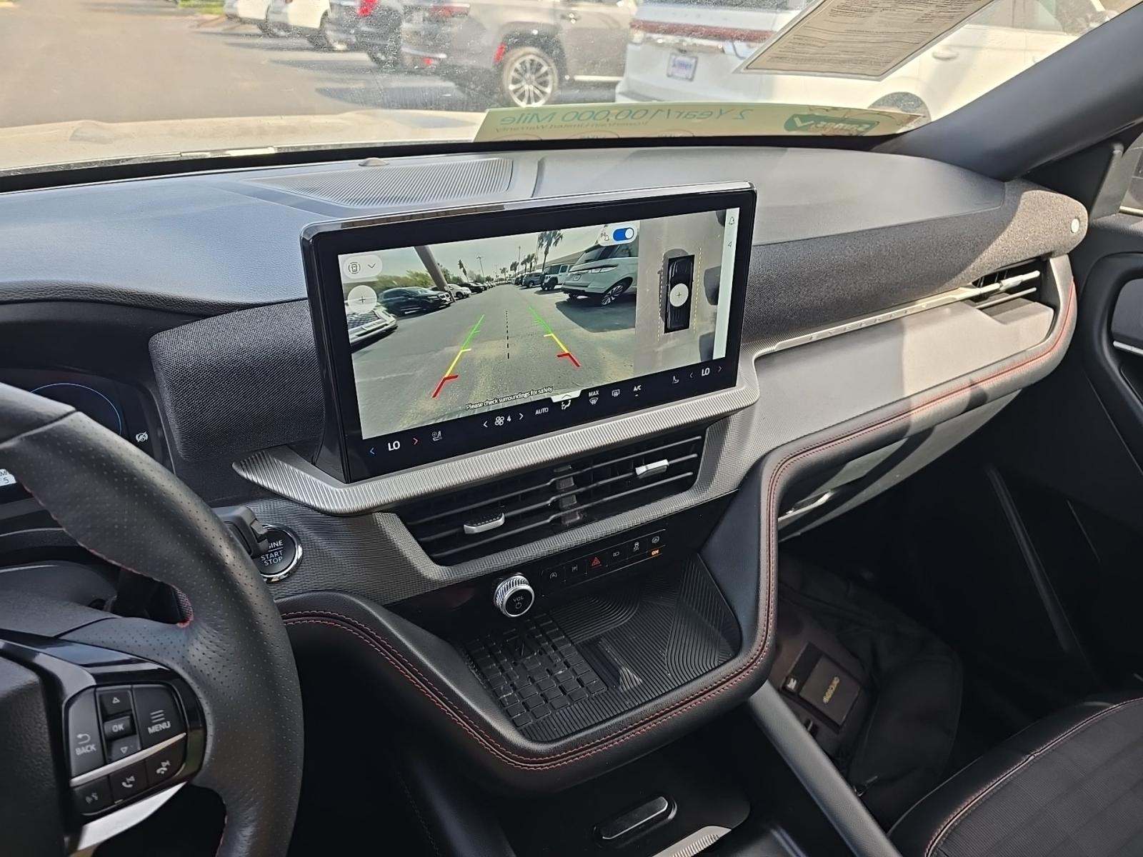 2025 Ford Explorer ST-Line RWD