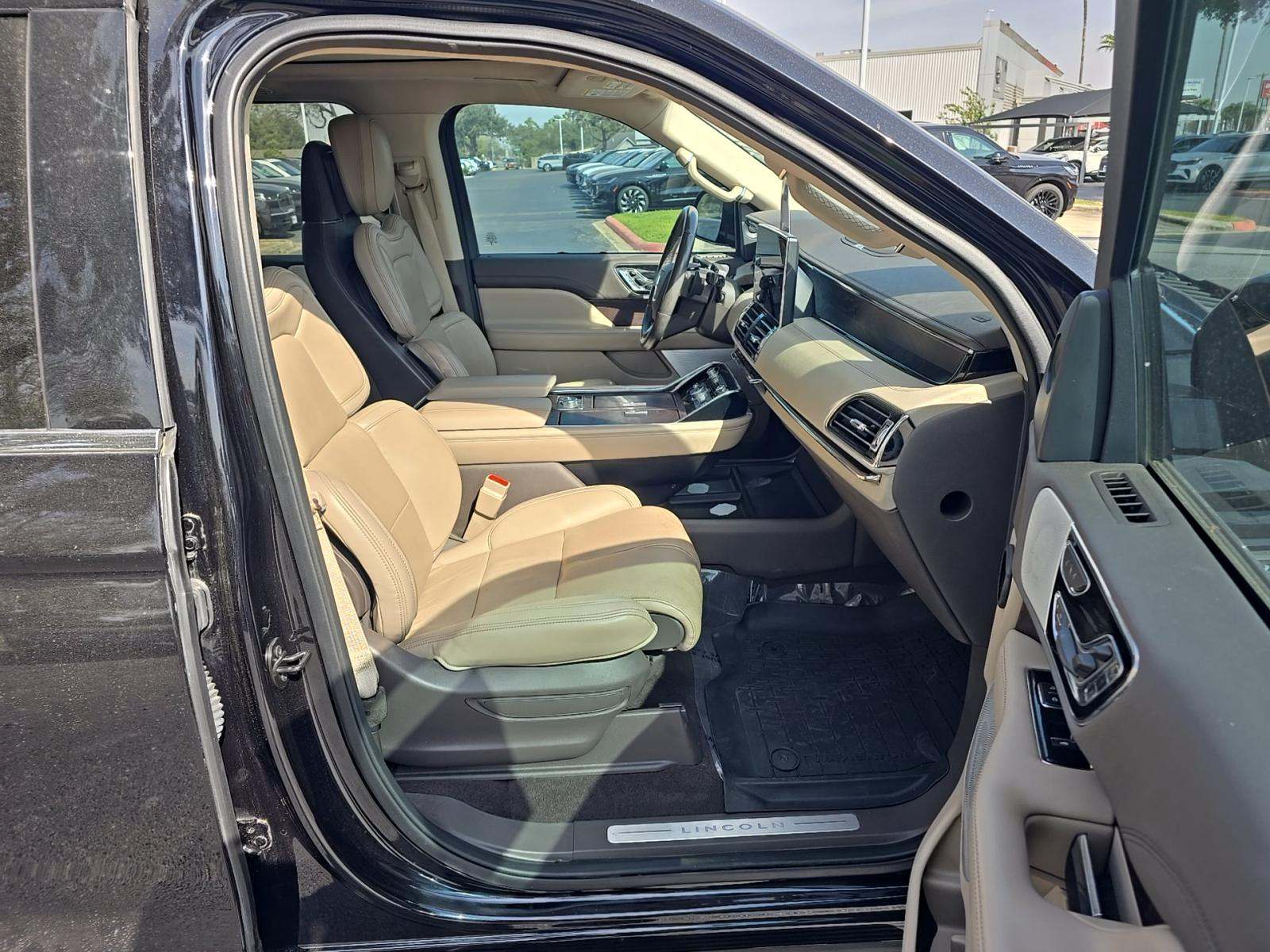 2023 Lincoln Navigator L Reserve RWD