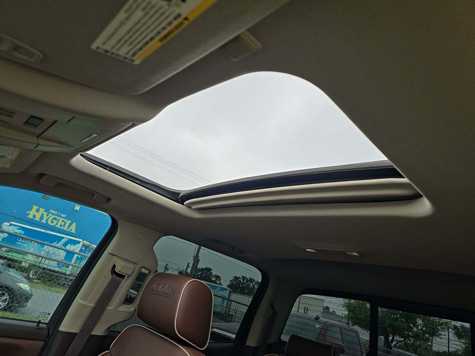 2014 Chevrolet Silverado 1500 High Country RWD