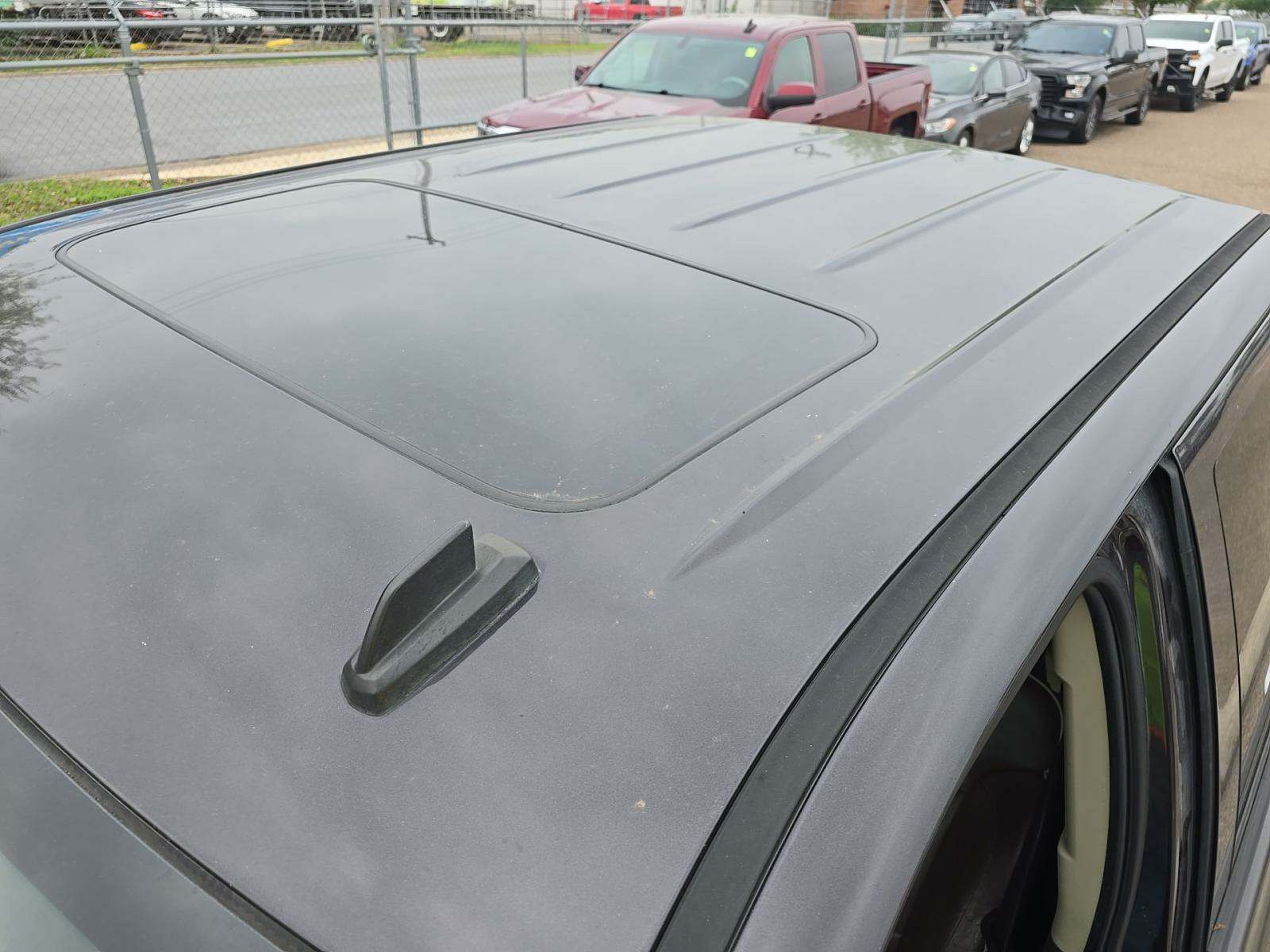 2014 Chevrolet Silverado 1500 High Country RWD