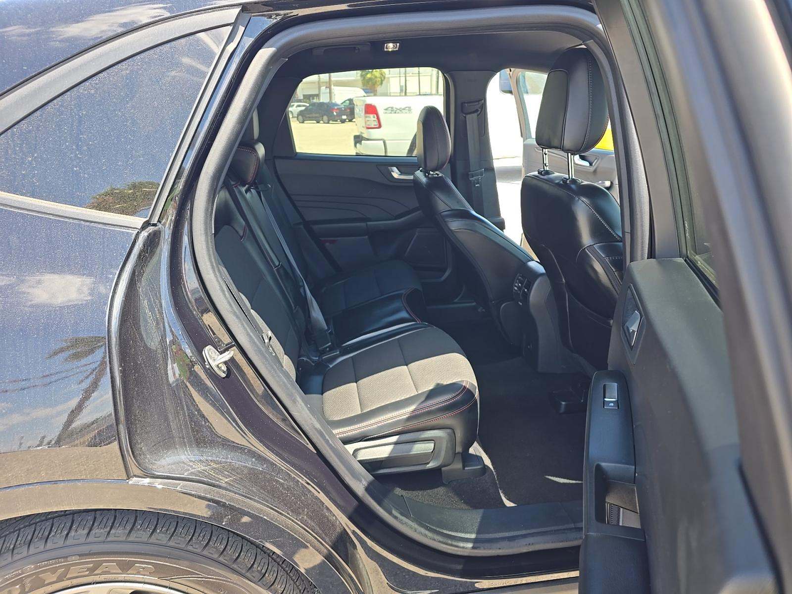 2024 Ford Escape Hybrid ST-Line FWD