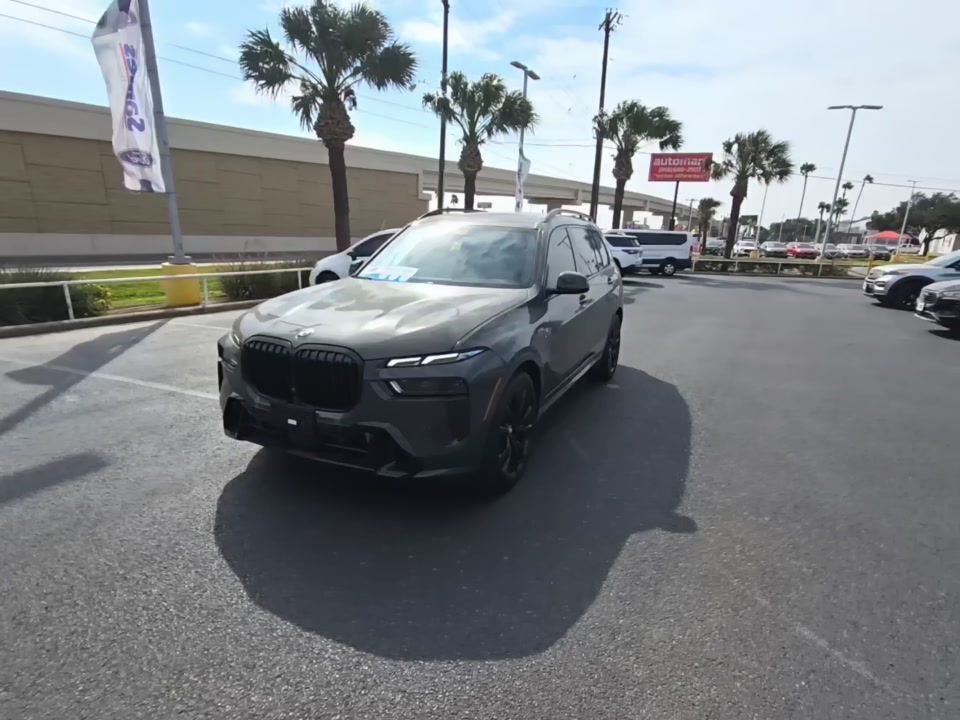 2023 BMW X7 xDrive40i AWD