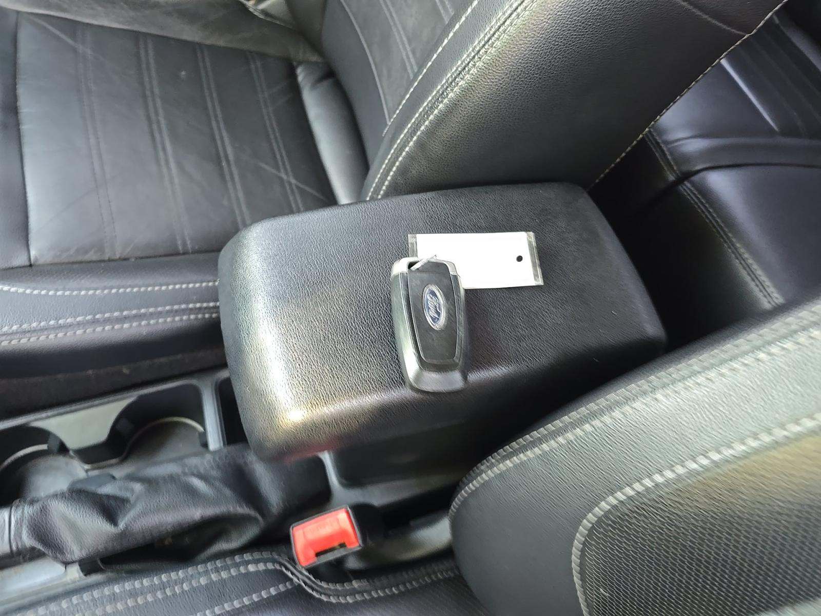 FORD ECOSPORT - 8
