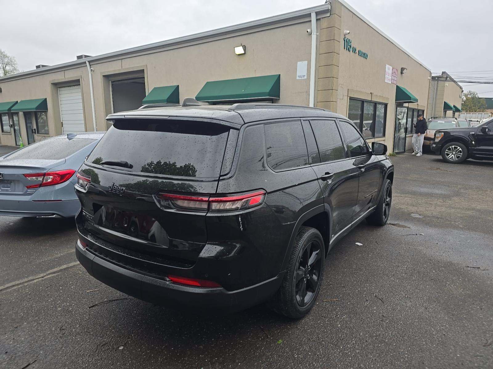 2022 Jeep Grand Cherokee L Altitude AWD