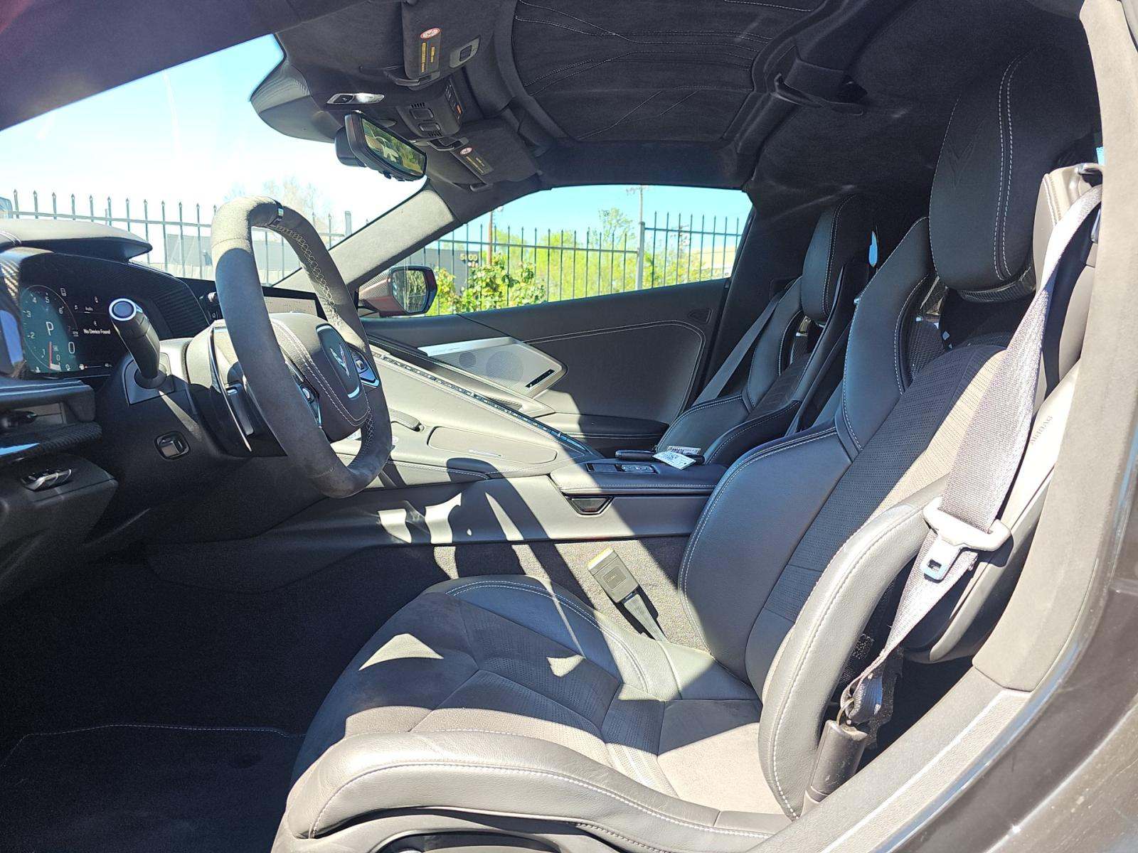 CHEVROLET CORVETTE - 2