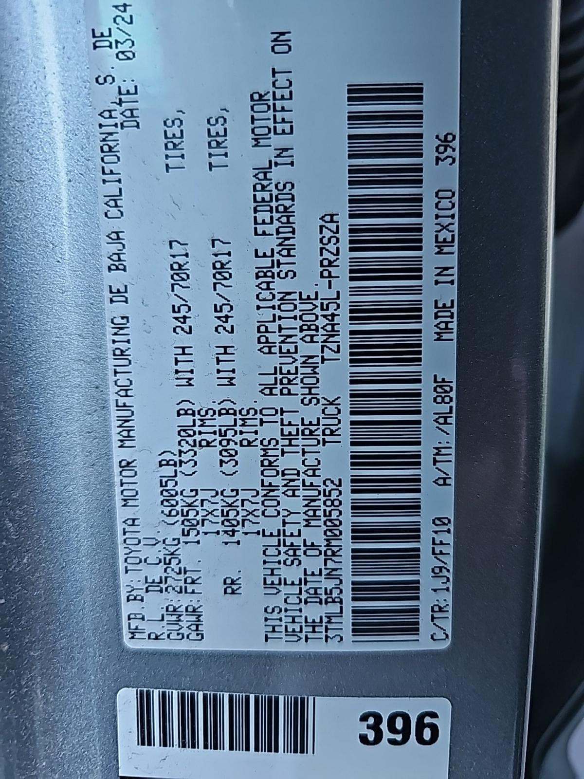 2024 Toyota Tacoma SR5 AWD