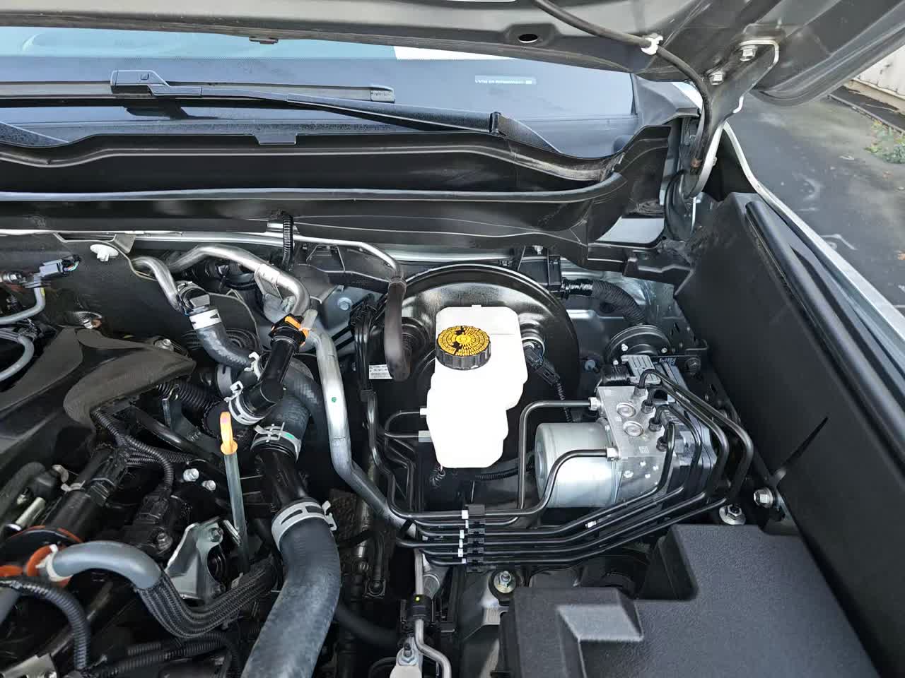 2024 Toyota Tacoma SR5 AWD