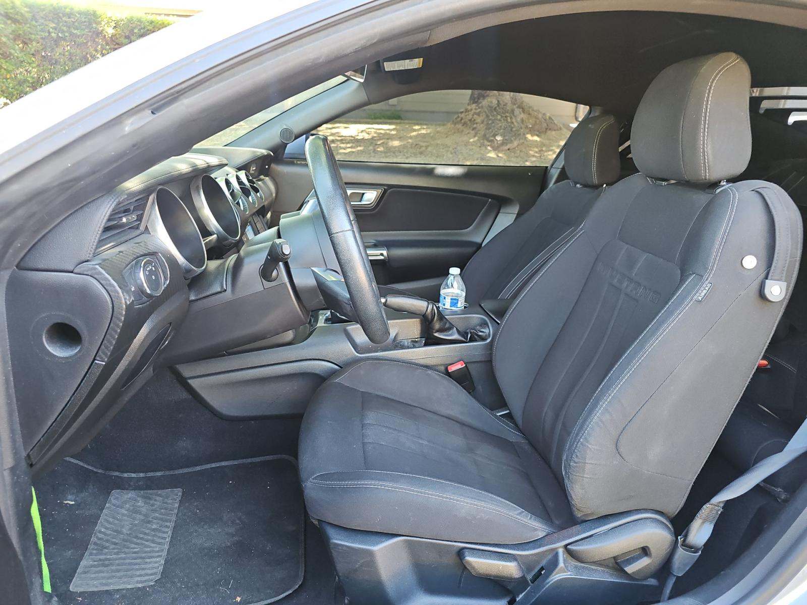 2021 Ford Mustang EcoBoost RWD