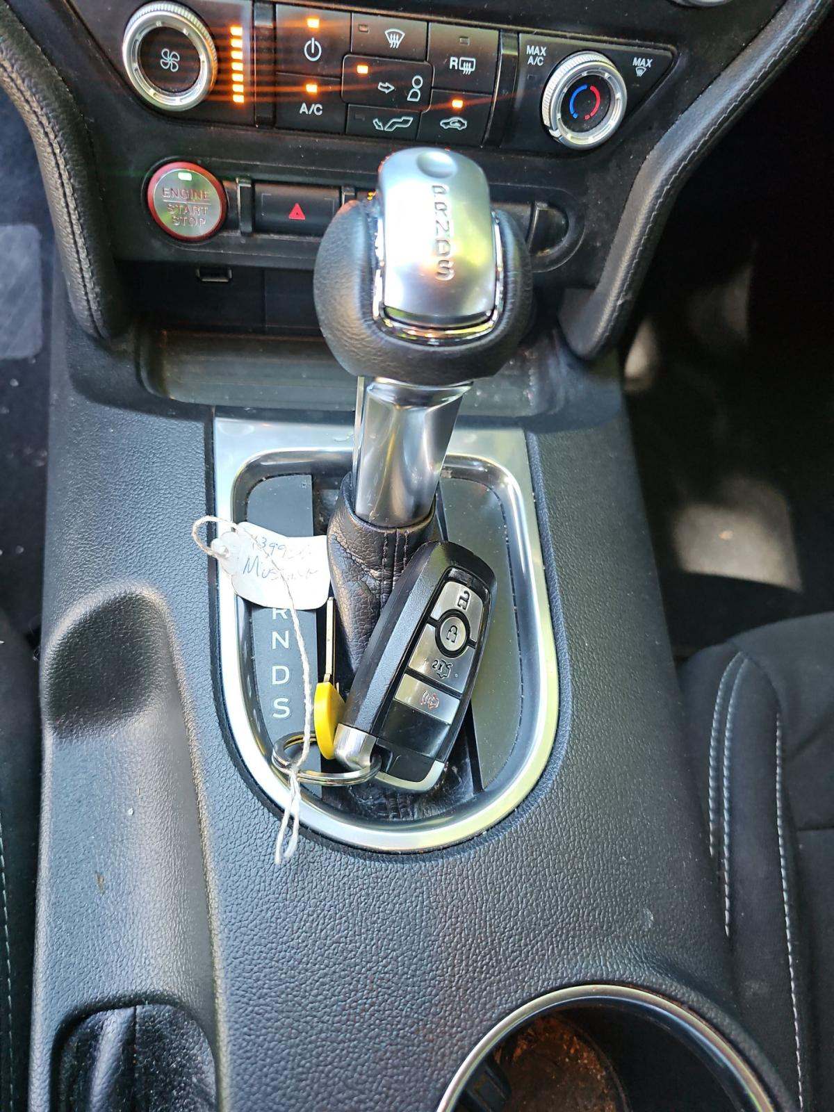 2021 Ford Mustang EcoBoost RWD