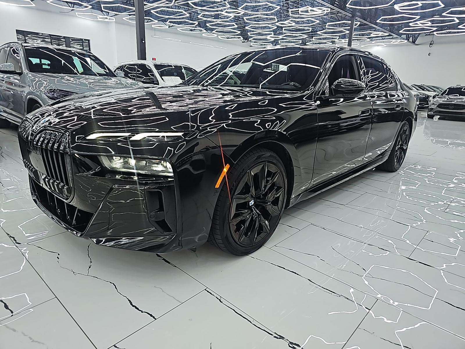 2023 BMW 7 Series 740i RWD