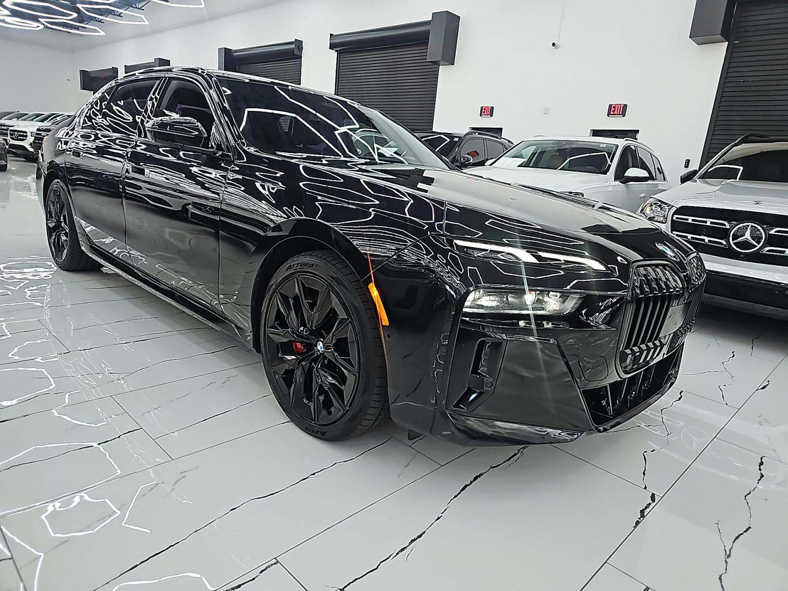2023 BMW 7 Series 740i RWD