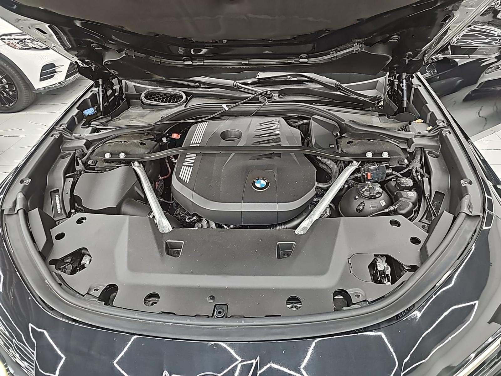 2023 BMW 7 Series 740i RWD