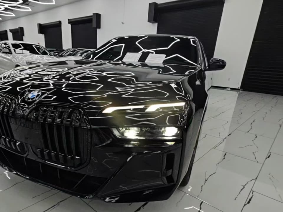 2023 BMW 7 Series Sedan 740i