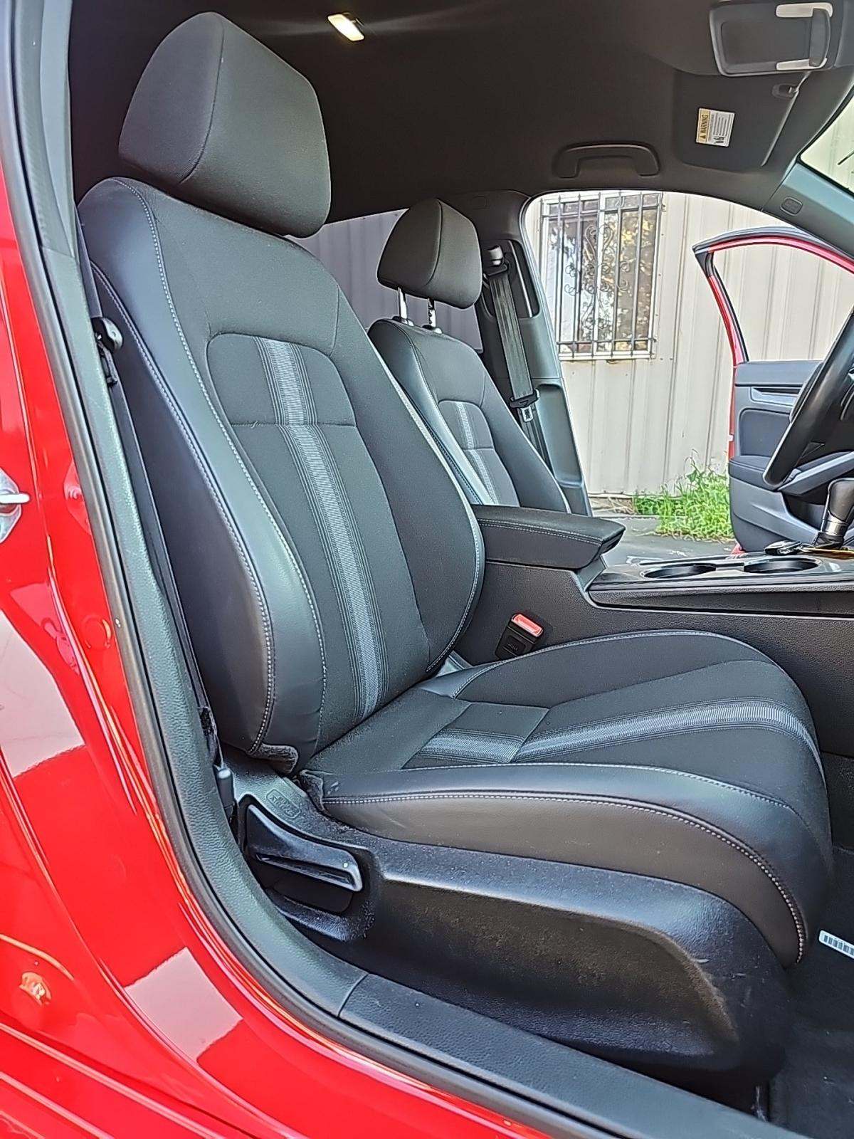 2023 Honda Civic Sport FWD