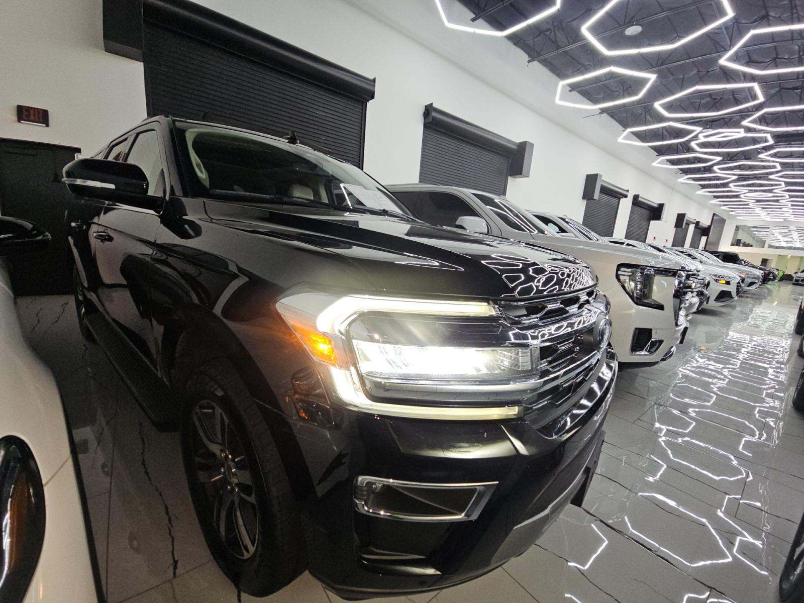 FORD EXPEDITION MAX - 4