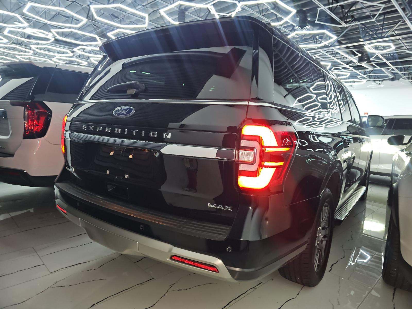 FORD EXPEDITION MAX - 3