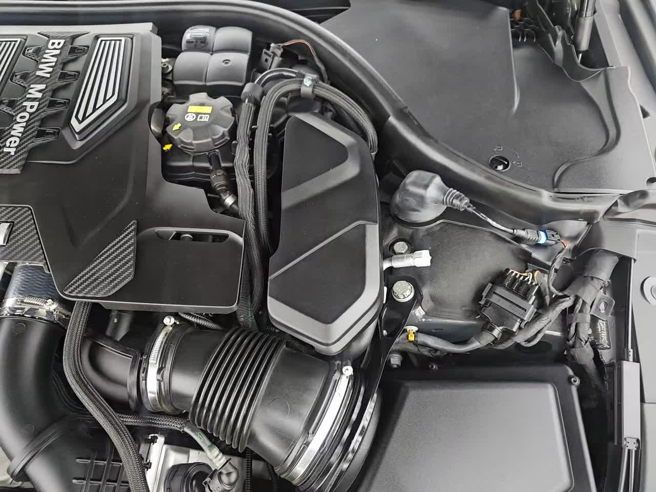 2022 BMW M8 Competition AWD