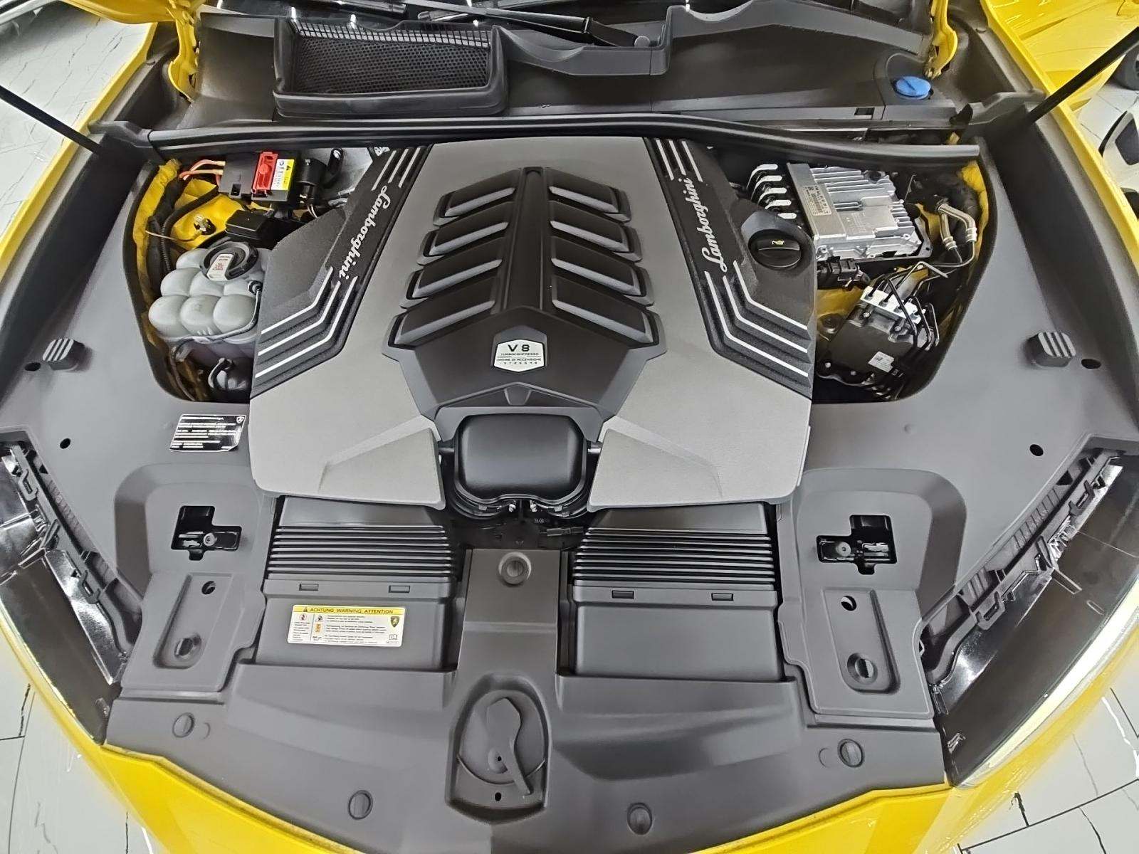 2021 Lamborghini Urus Base AWD