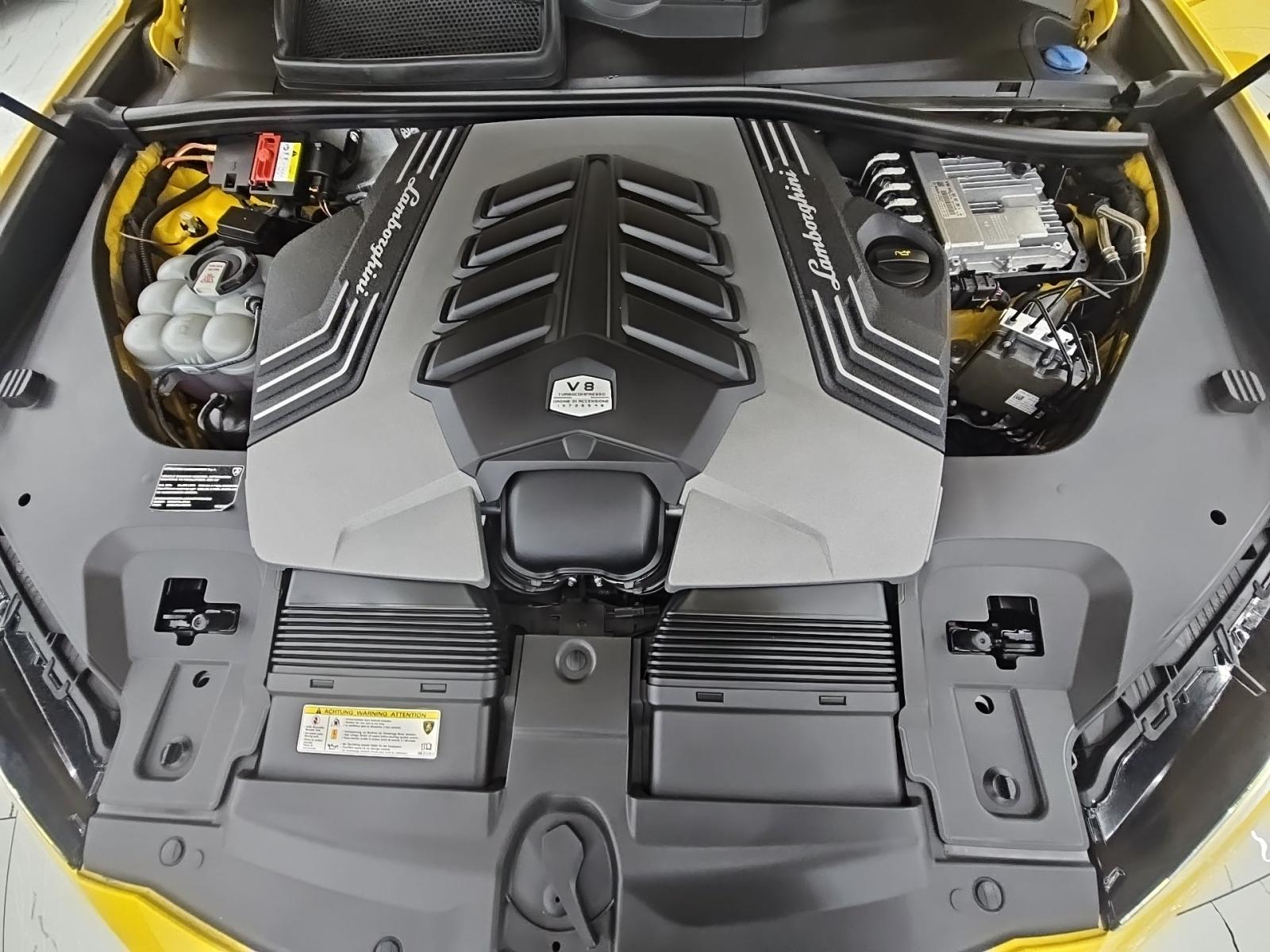 2021 Lamborghini Urus Base AWD