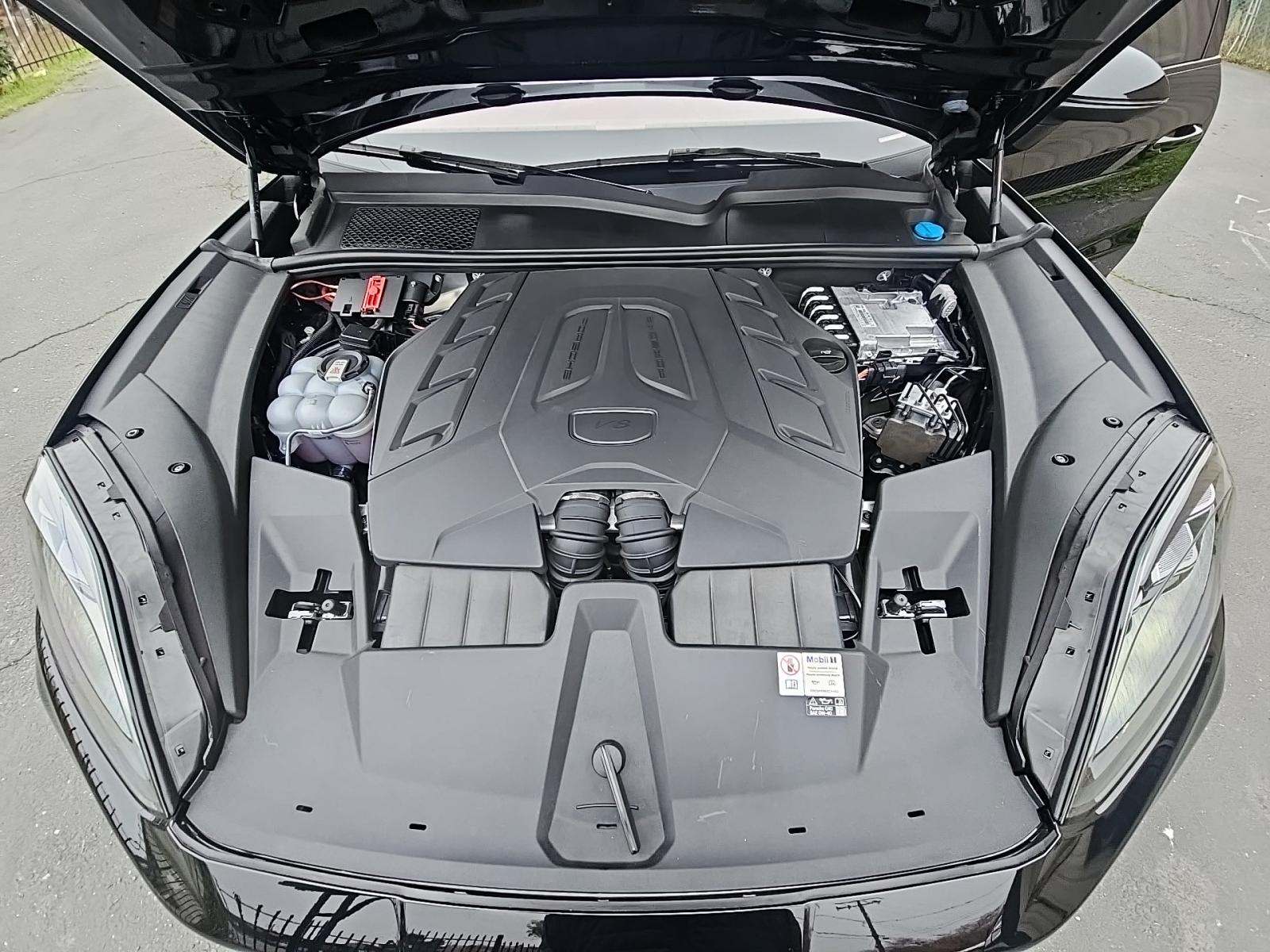 2024 Porsche Cayenne S AWD