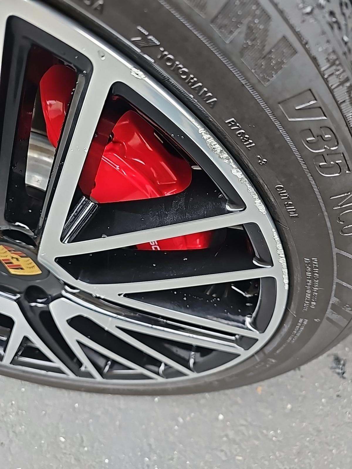 2024 Porsche Cayenne S AWD