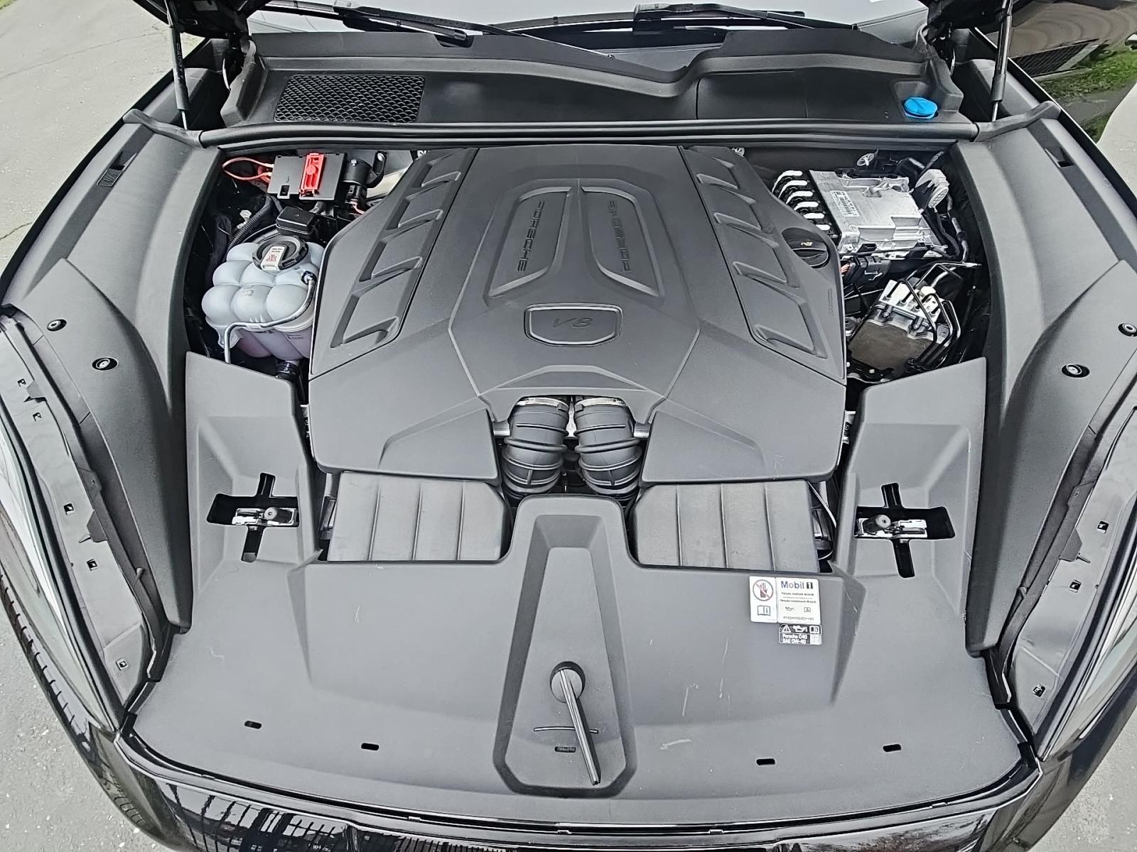 2024 Porsche Cayenne S AWD