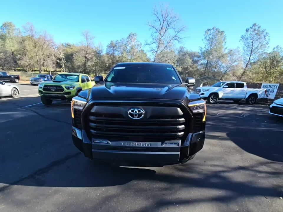 2022 Toyota Tundra SR5 AWD