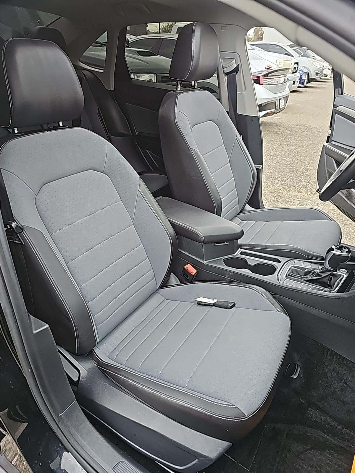 2025 Volkswagen Jetta 1.5T SE FWD