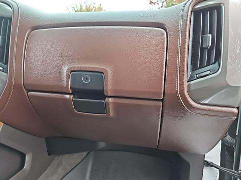 2015 Chevrolet Silverado 3500HD High Country AWD