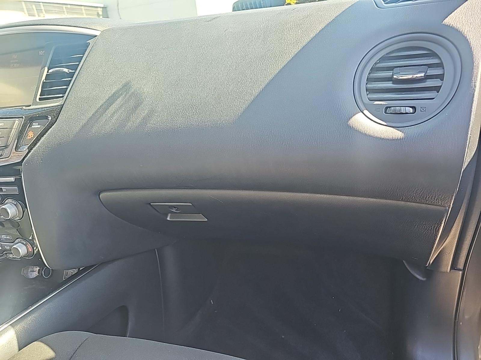 2020 Nissan Pathfinder S FWD