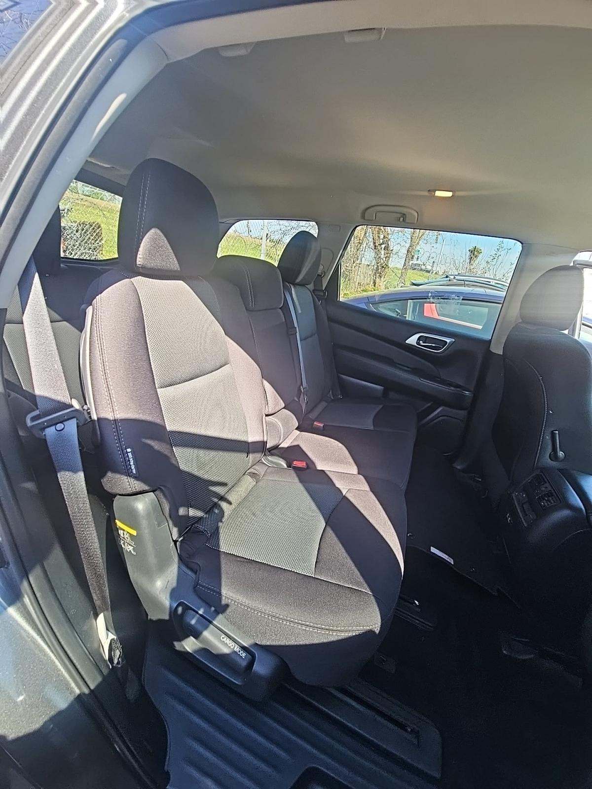 2020 Nissan Pathfinder S FWD