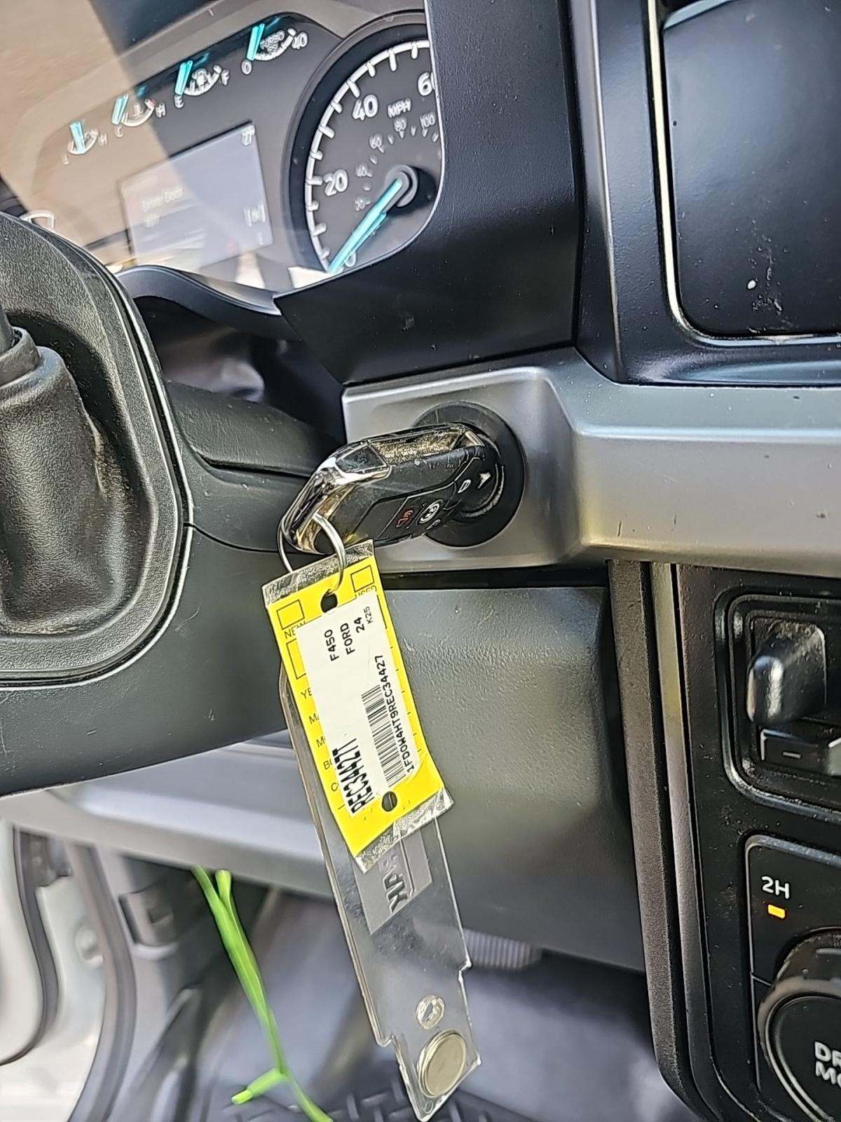 FORD F-450 - 4