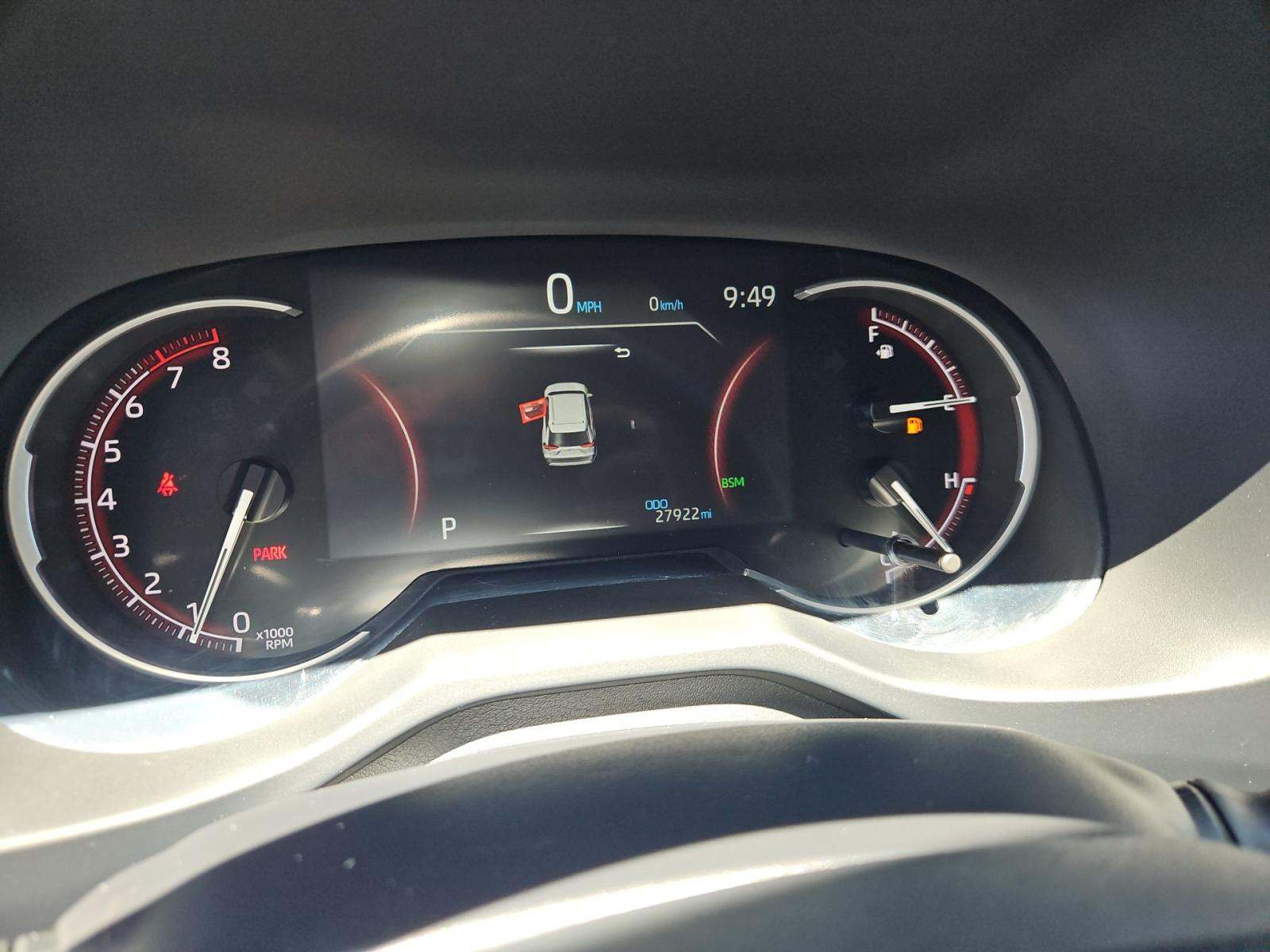 2025 Toyota RAV4 XLE FWD