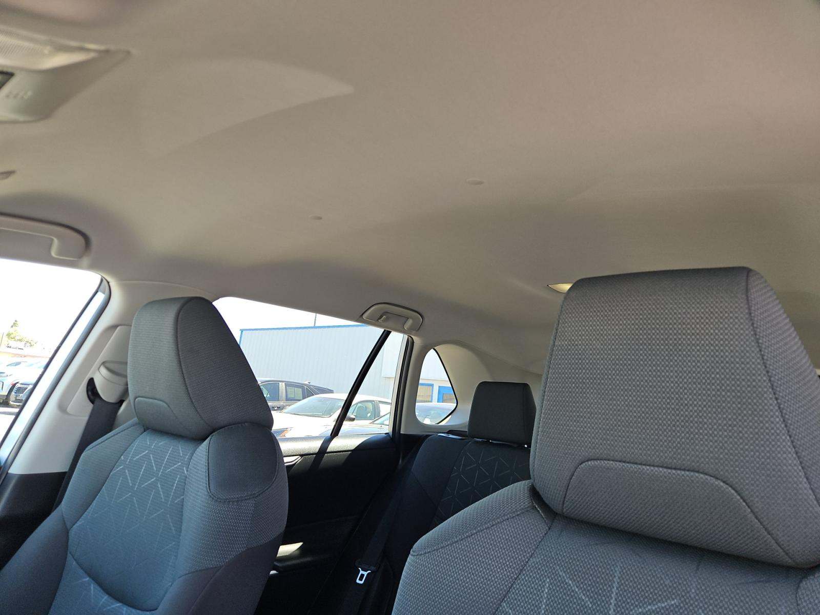 2025 Toyota RAV4 XLE FWD