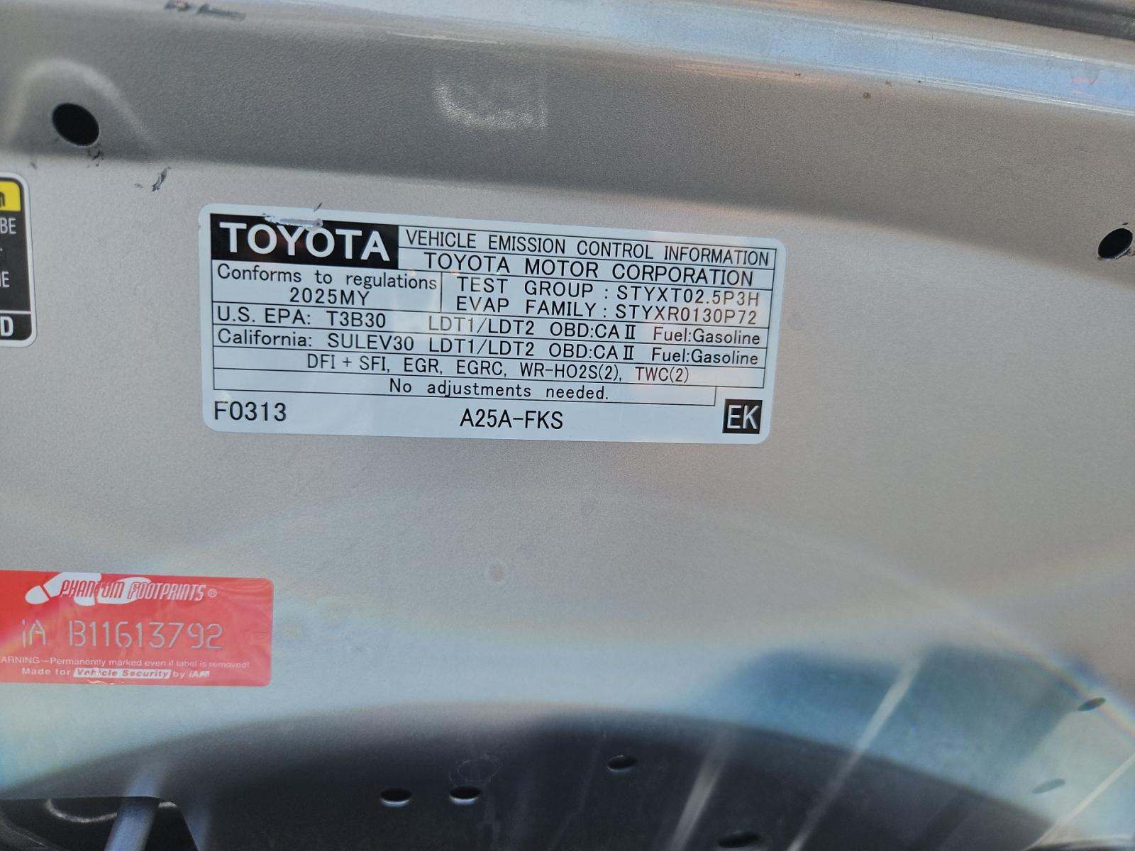 2025 Toyota RAV4 XLE FWD