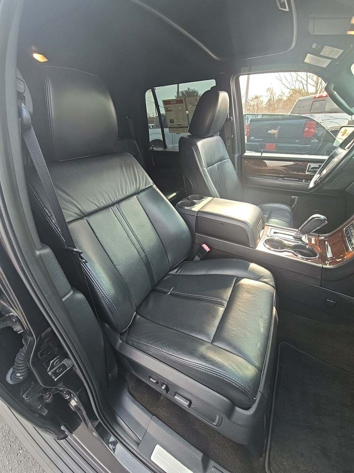 2015 Lincoln Navigator L Base AWD