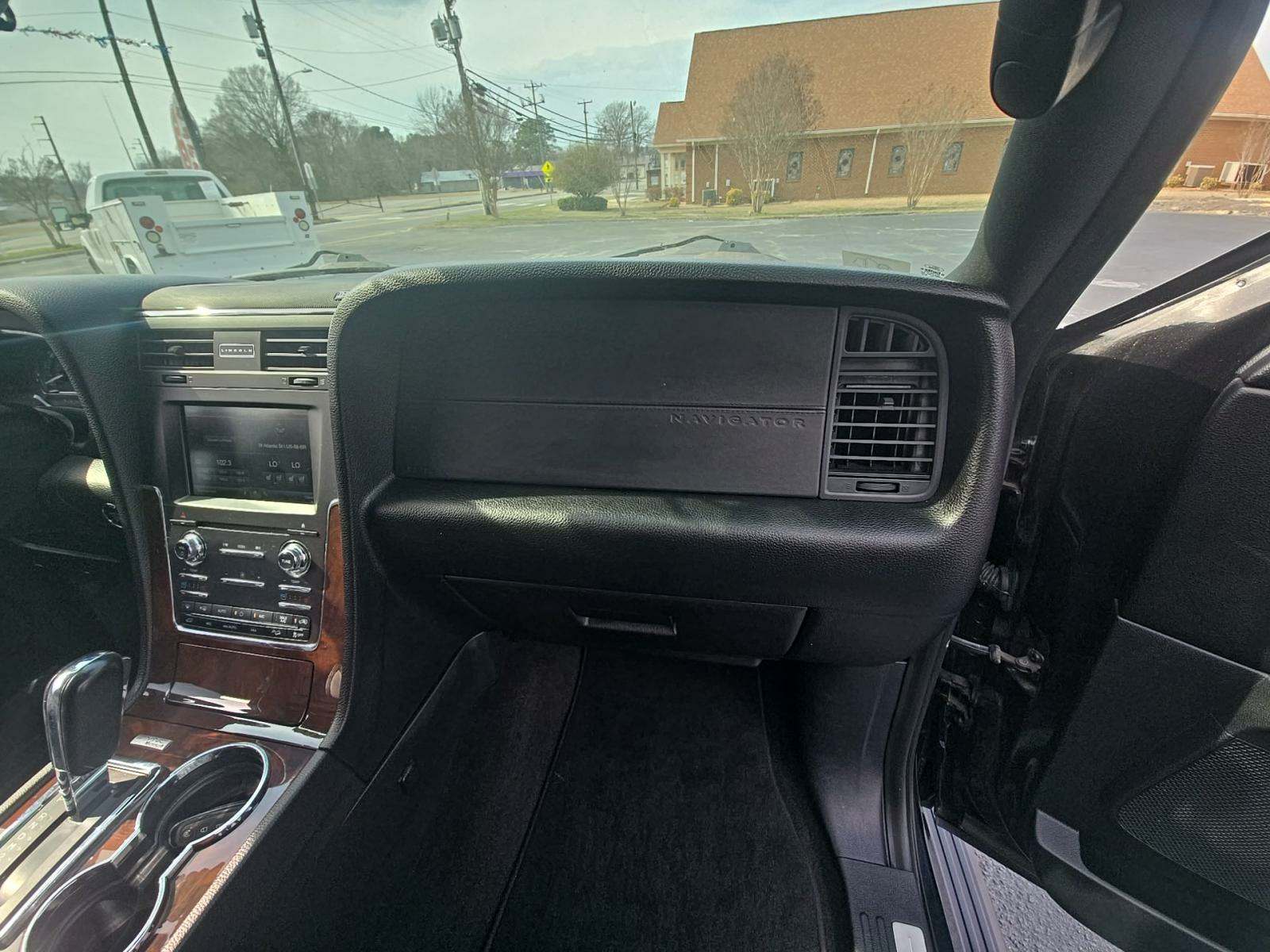 2015 Lincoln Navigator L Base AWD