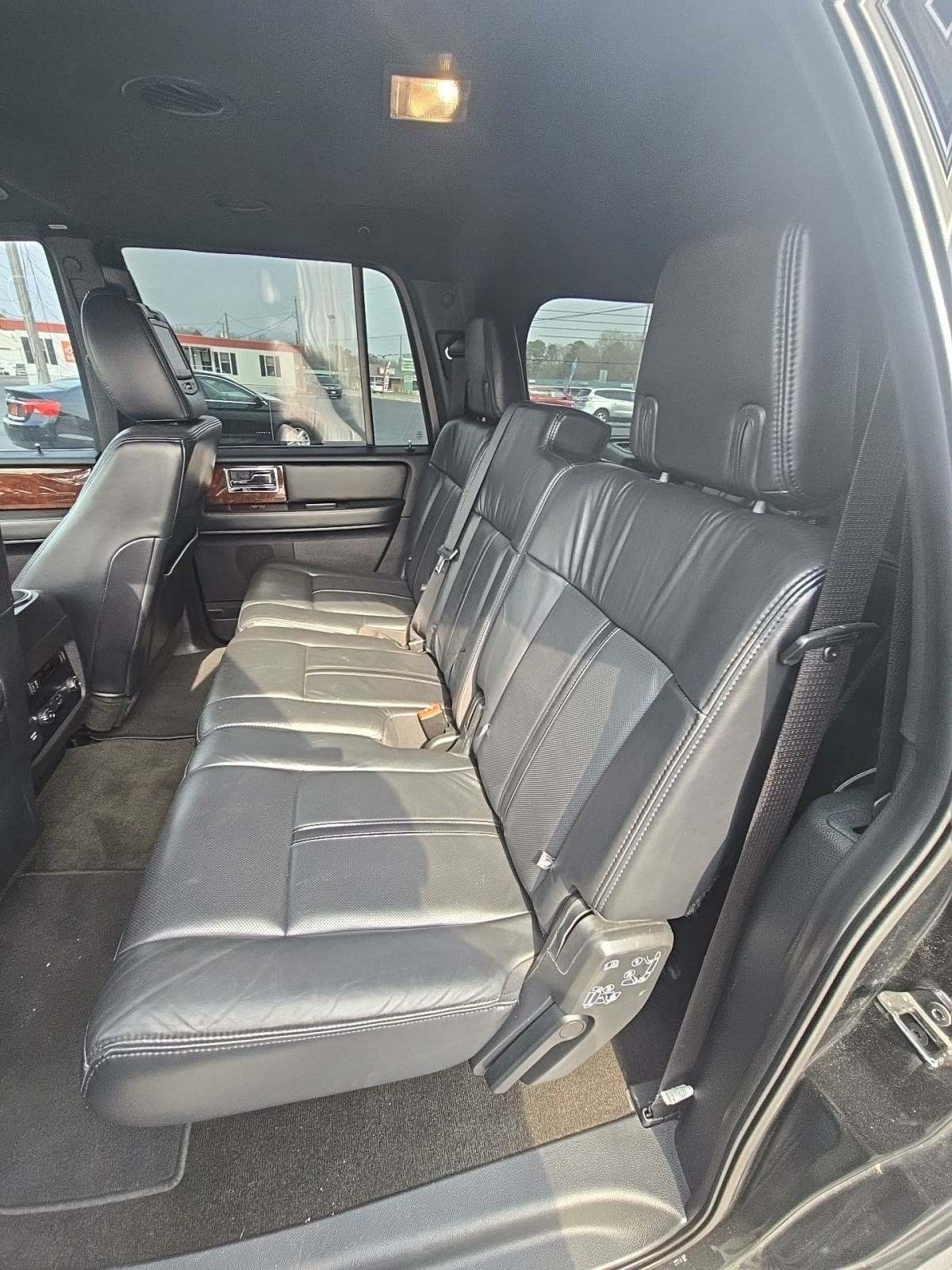 2015 Lincoln Navigator L Base AWD