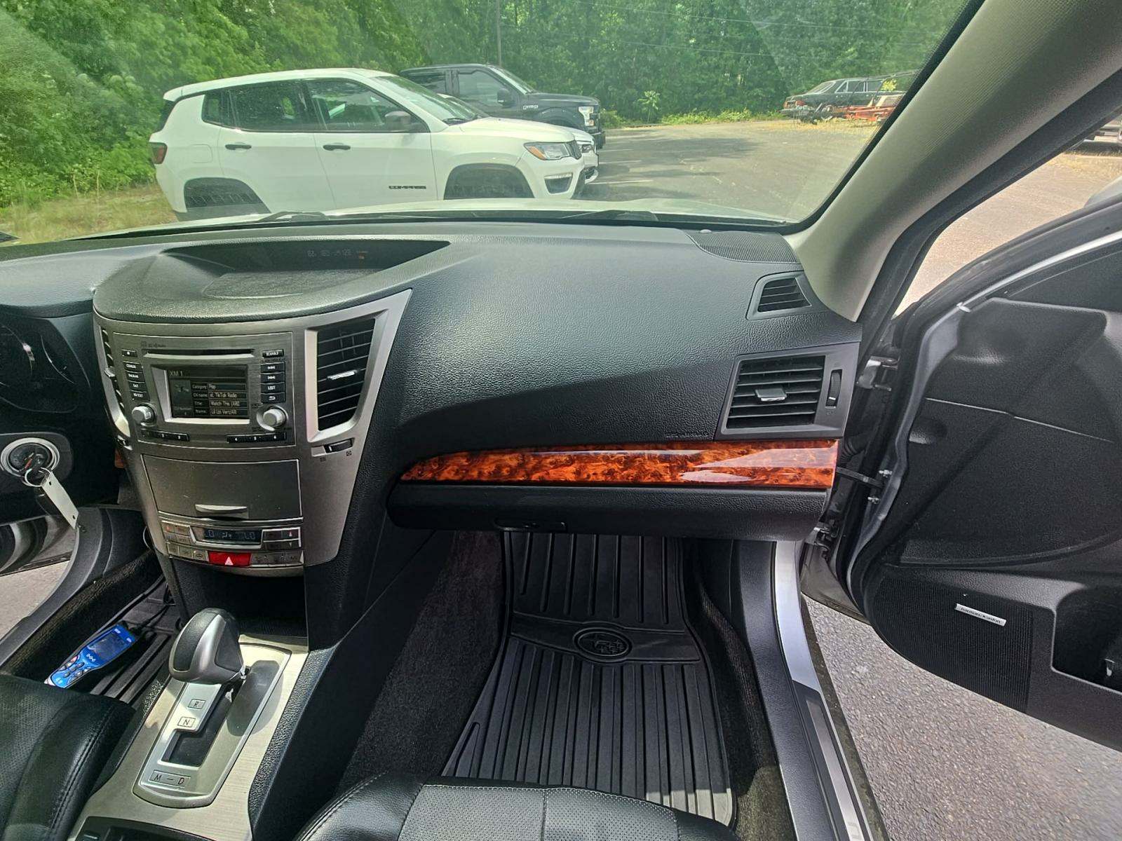 2012 Subaru Outback 2.5i Limited AWD