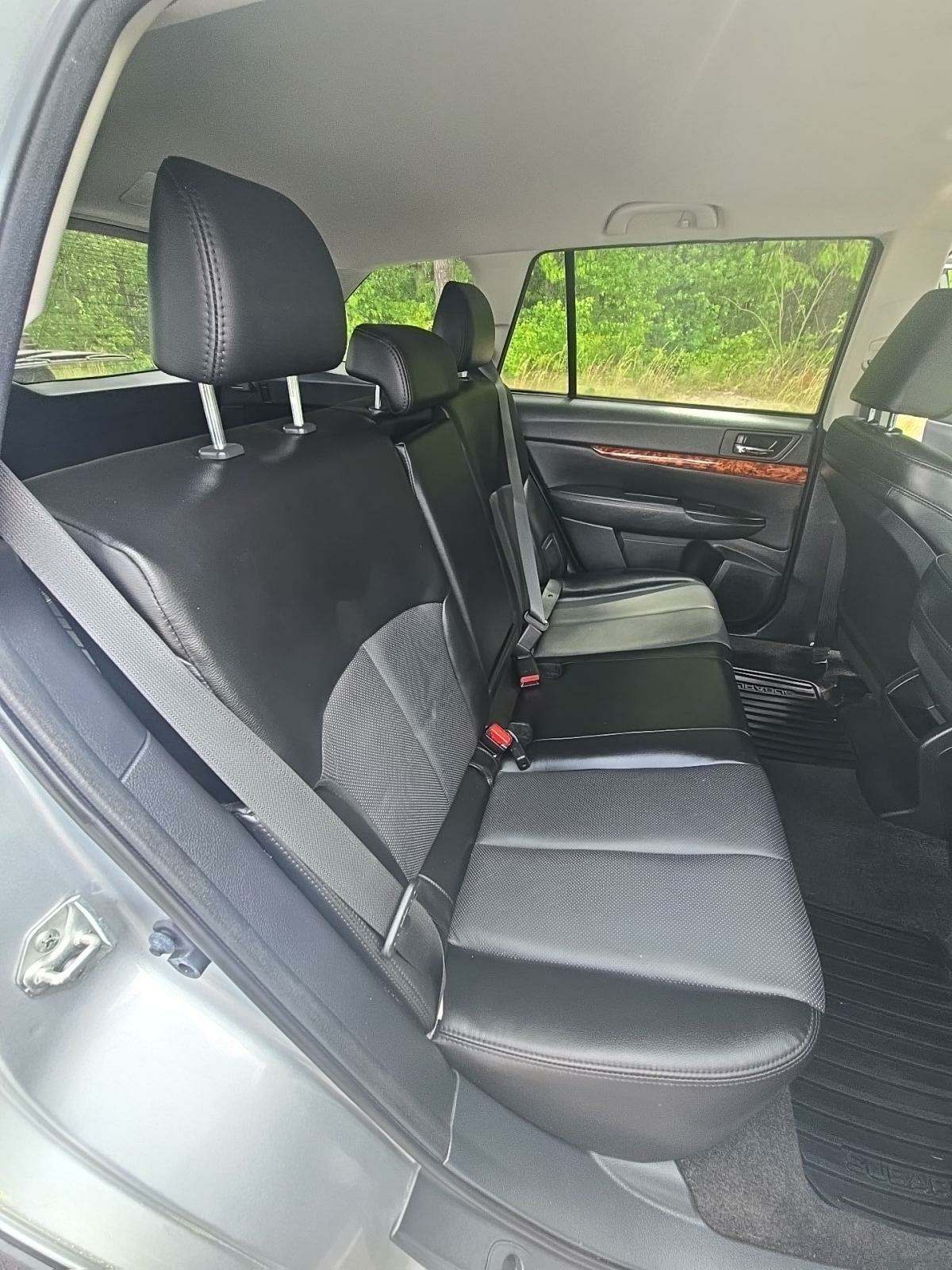 2012 Subaru Outback 2.5i Limited AWD