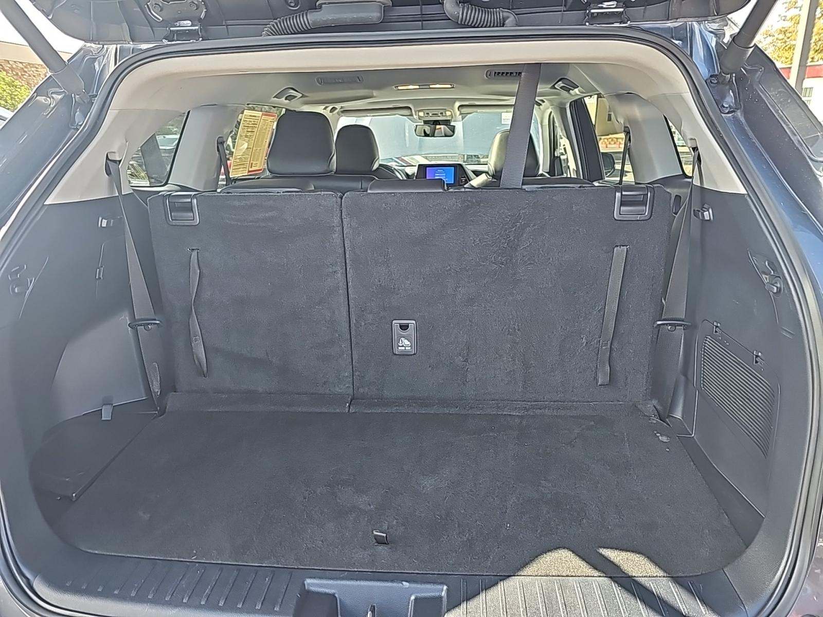 2024 Toyota Highlander XLE FWD