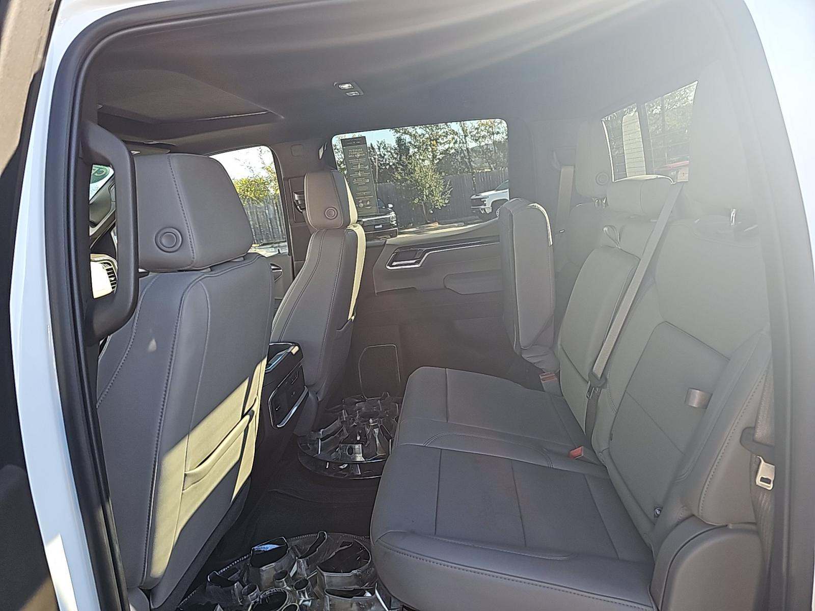 2025 Chevrolet Silverado 1500 LTZ AWD