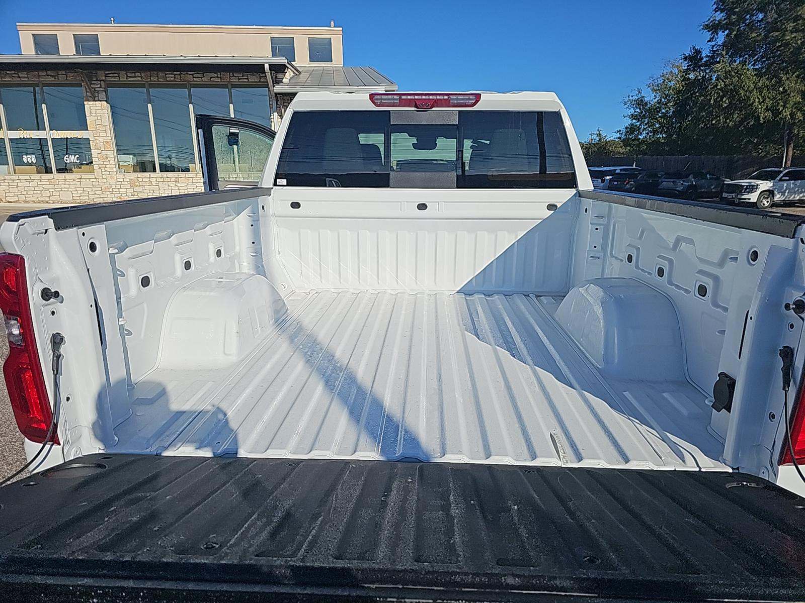 2025 Chevrolet Silverado 1500 LTZ AWD