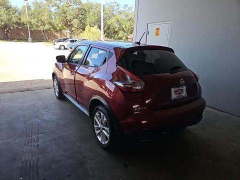 2016 Nissan JUKE SV FWD