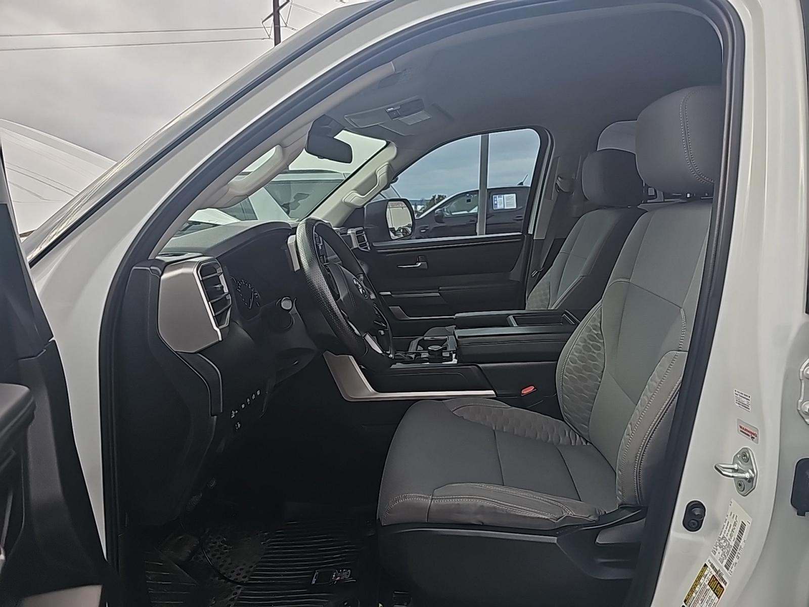 2022 Toyota Tundra SR5 RWD