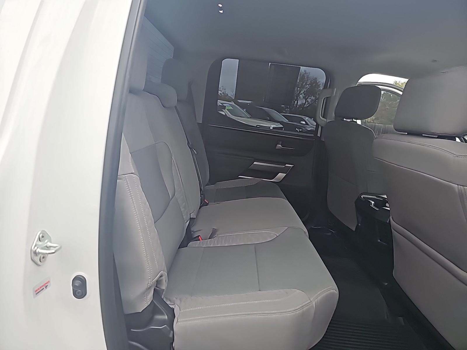 2022 Toyota Tundra SR5 RWD