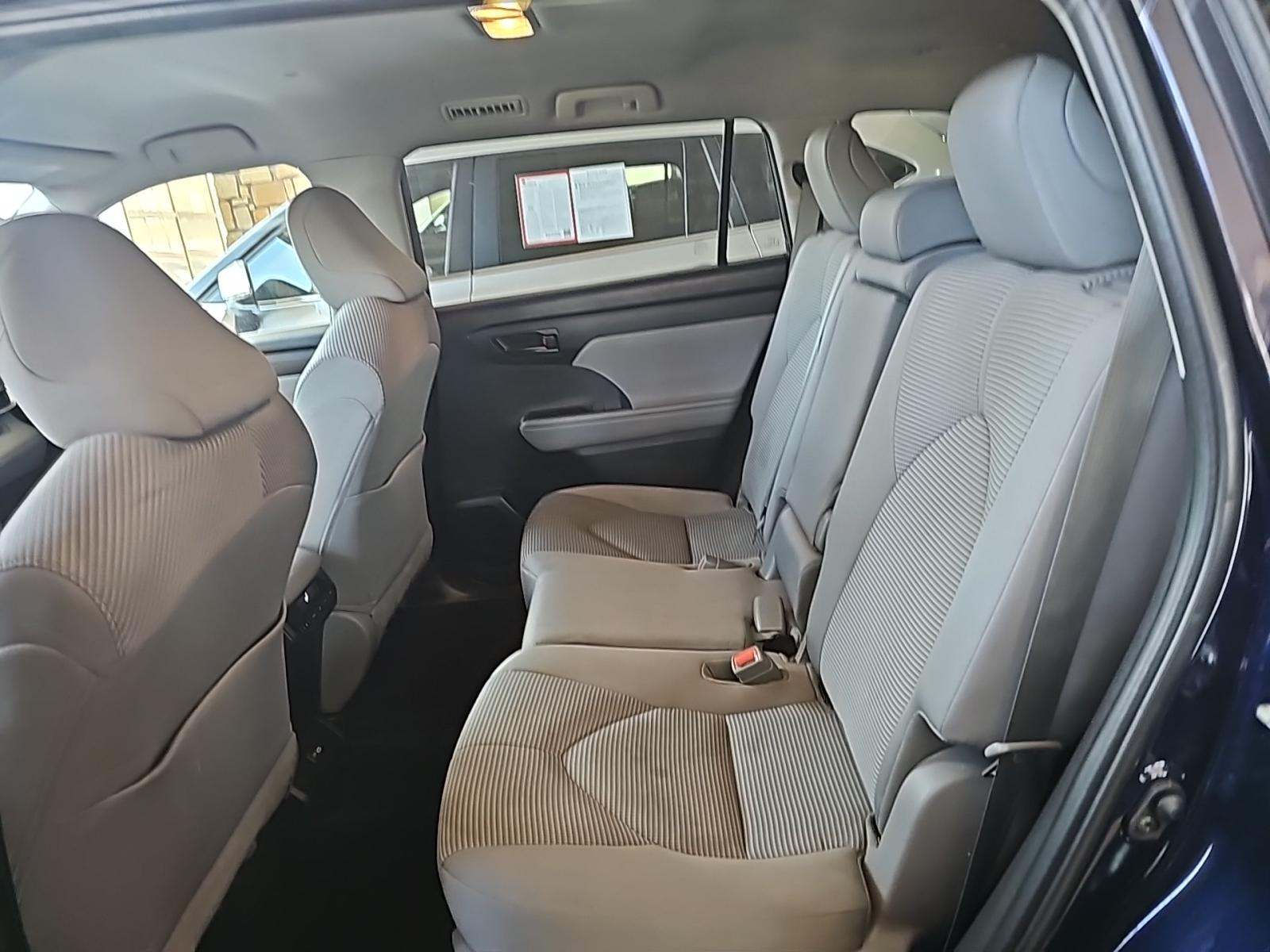 2023 Toyota Highlander LE FWD